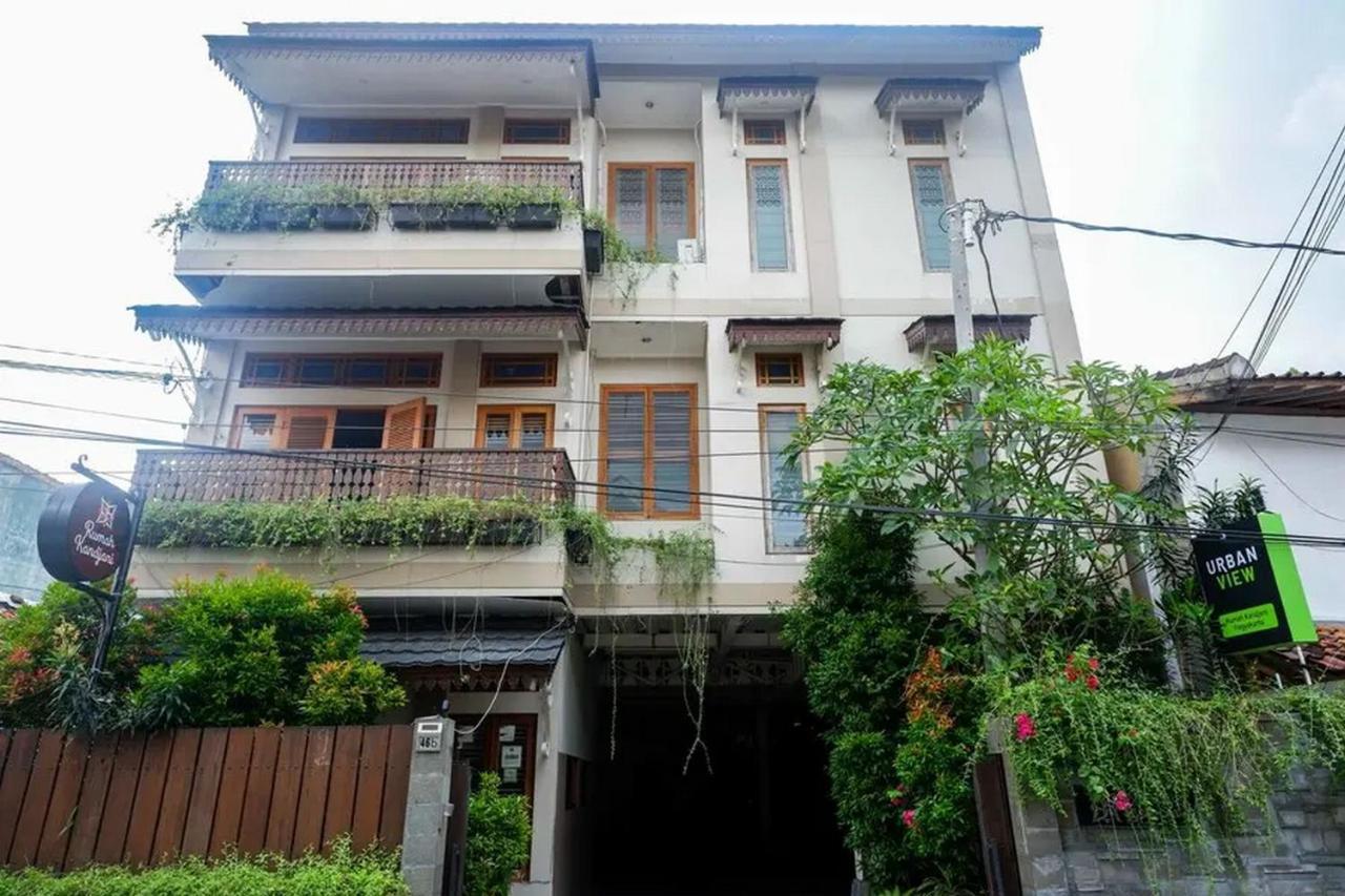 Urbanview Rumah Kandjani Yogyakarta Kejayan Esterno foto