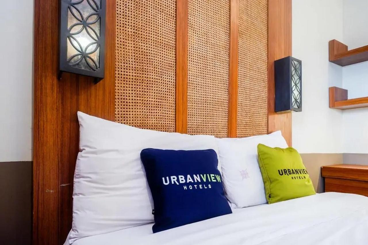 Urbanview Rumah Kandjani Yogyakarta Kejayan Esterno foto
